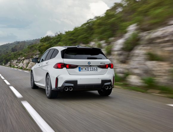 P90550887_lowRes_the-all-new-bmw-m135