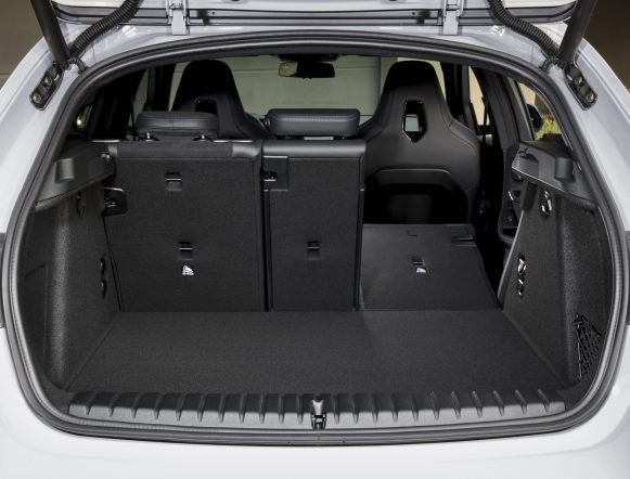 P90550965_highRes_the-all-new-bmw-m135