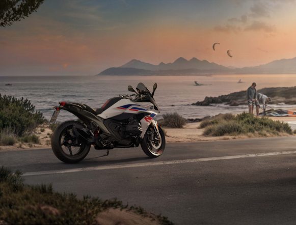 P90596235_highRes_the-new-bmw-r-1300-r