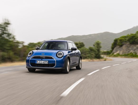 cooper-5-puertas-foto-3