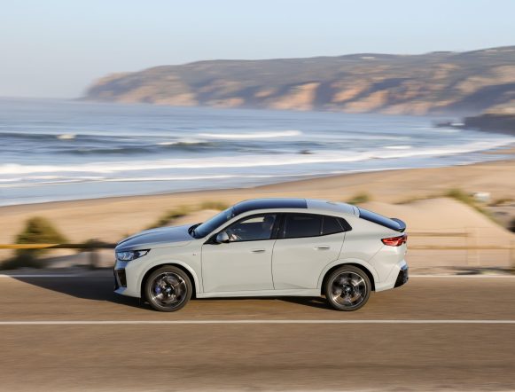 BMW iX2 totalmente eléctrico en Bertolín, concesionario oficial BMW en Valencia