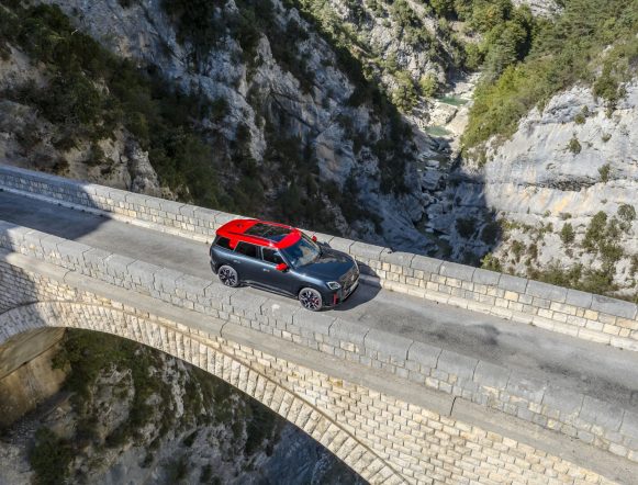 john-cooper-works-countryman-foto-1