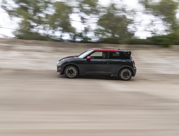 john-cooper-works-electric-foto-4